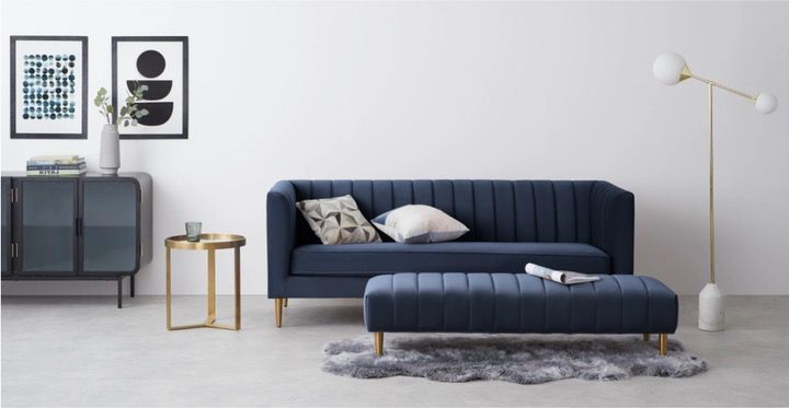 Amicie sofa store